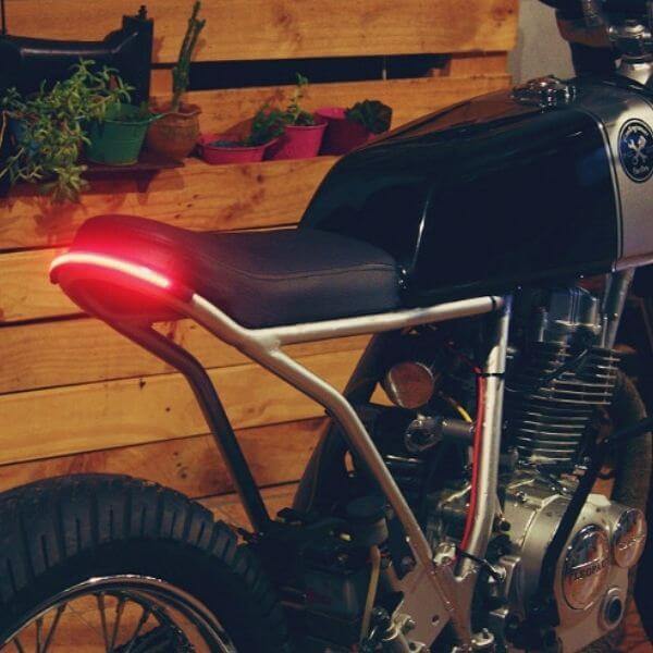 Feu Arrière Kawasaki 2013-2014 Feu Arrière LED Moto Kawasaki Z800 2013-2014 - Blanc Accessoire Moto Blanc Feu Arrière Kawasaki 2013-2014 Feu Arrière LED Moto Kawasaki Z800 2013-2014 - Blanc Accessoire Moto Blanc