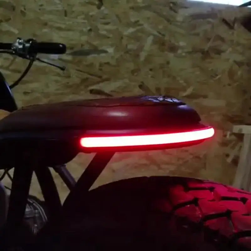Bande LED Flexible Feu Arrière Moto Custom cafe racer Stop Et Position