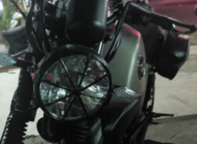 Grille de protection phare rond pour moto vintage type café racer ou scrambler
