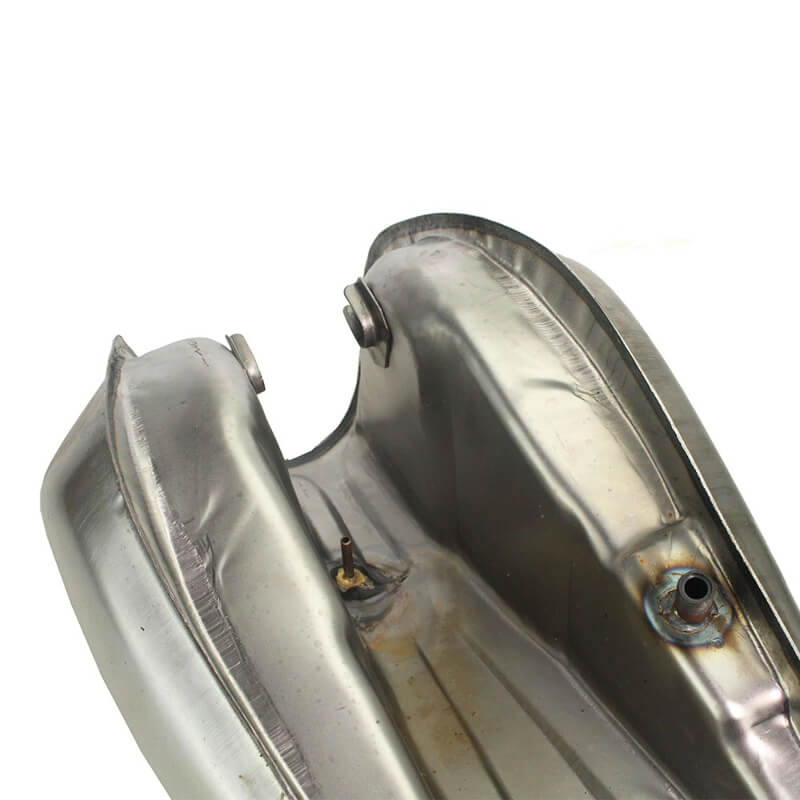 Réservoir moto adaptable pour café racer triumph 